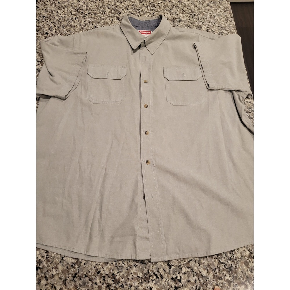 Wrangler Mens Button‎ Down Shirt L Beige Short Sleeve Work Utility Pockets